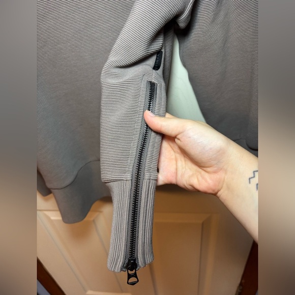 Varley Milton Sweater - Picture 9 of 15